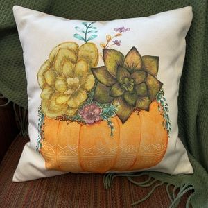 Decocrated Fall 2019 pillowcase